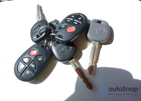 2006 Toyota Sienna Xle Limited z USA, uszkodzony, nr VIN 5TDZA22CX6S467942